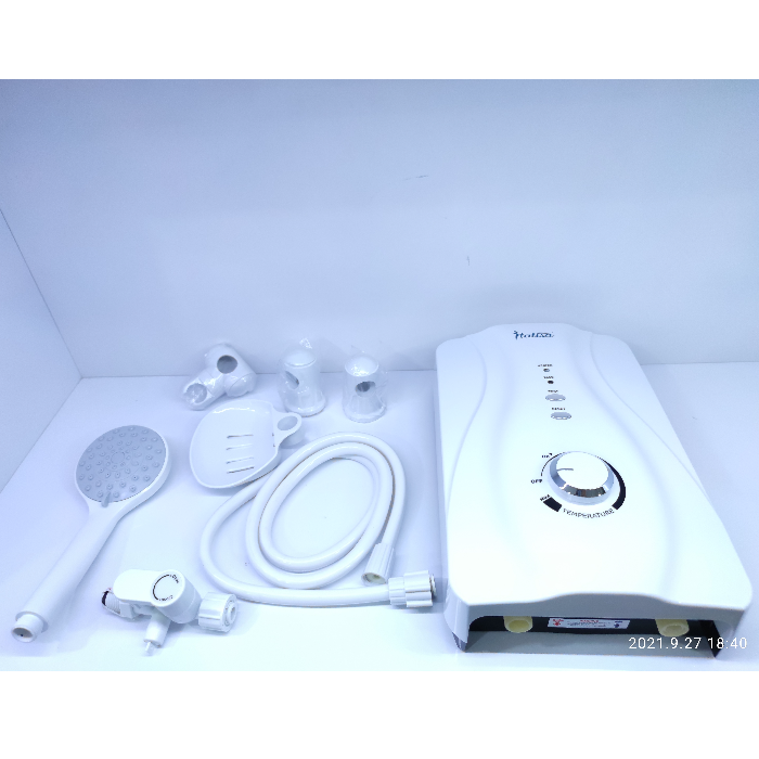 آبگرمکن برقی زودجوش بدون مخزن (کتابی) ایتالیسا مدل ITAQ-818